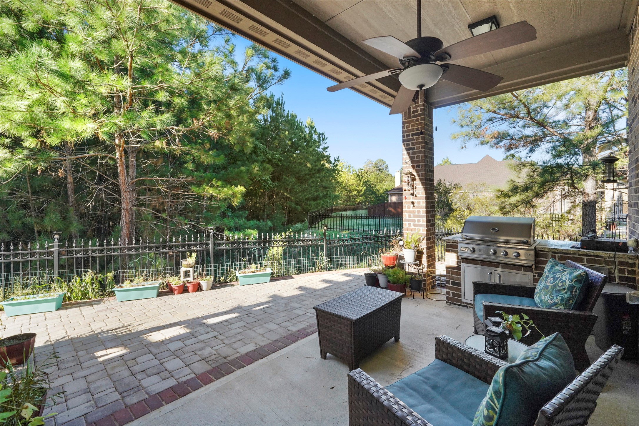 1307 Buckingham Way Kingwood TX 77339