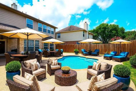 1501 Mulberry Court Pearland TX 77581
