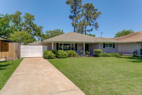 2030 Latexo Drive Houston TX 77018