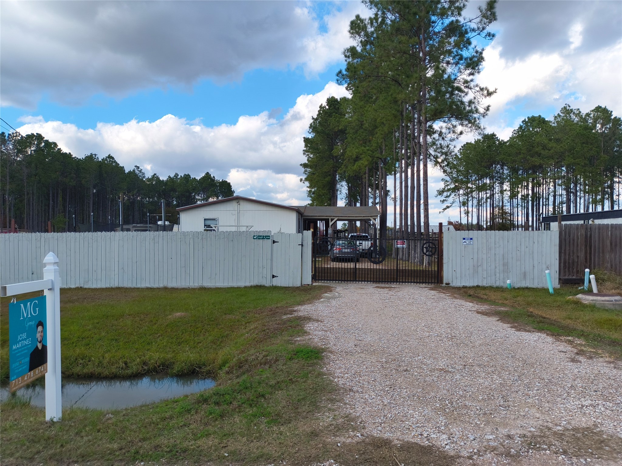 2363 County Road 3548 Cleveland TX 77327