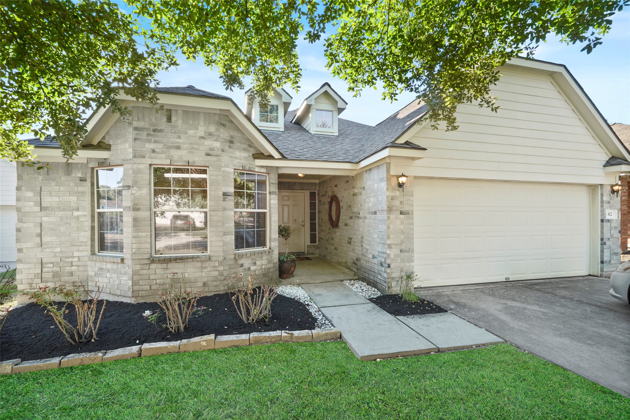 312 Broken Pine Court Conroe TX 77304