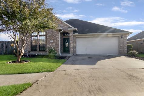 144 Eagle Nest Court Richwood TX 77566