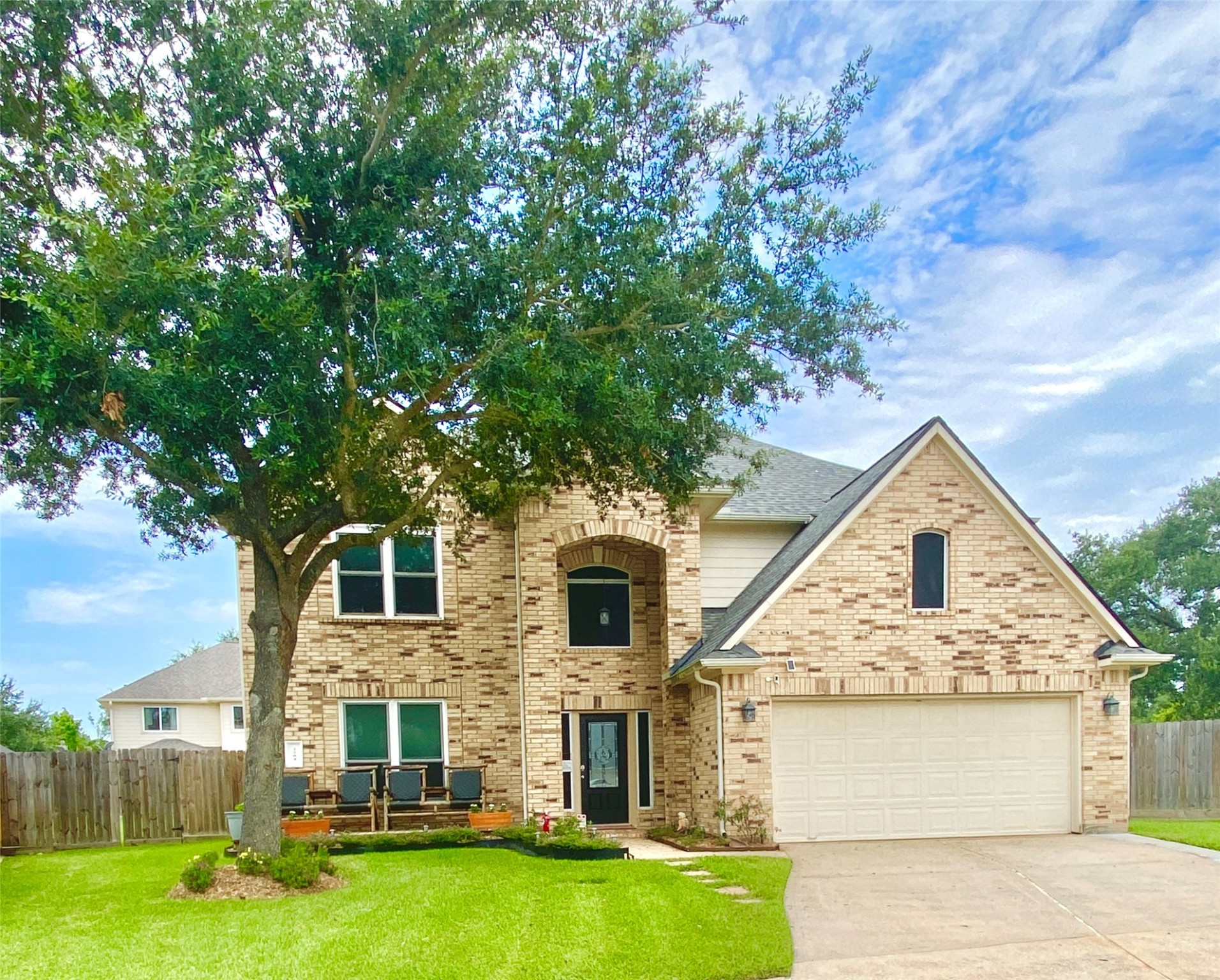 2204 Dawn Brook Court Pearland TX 77584