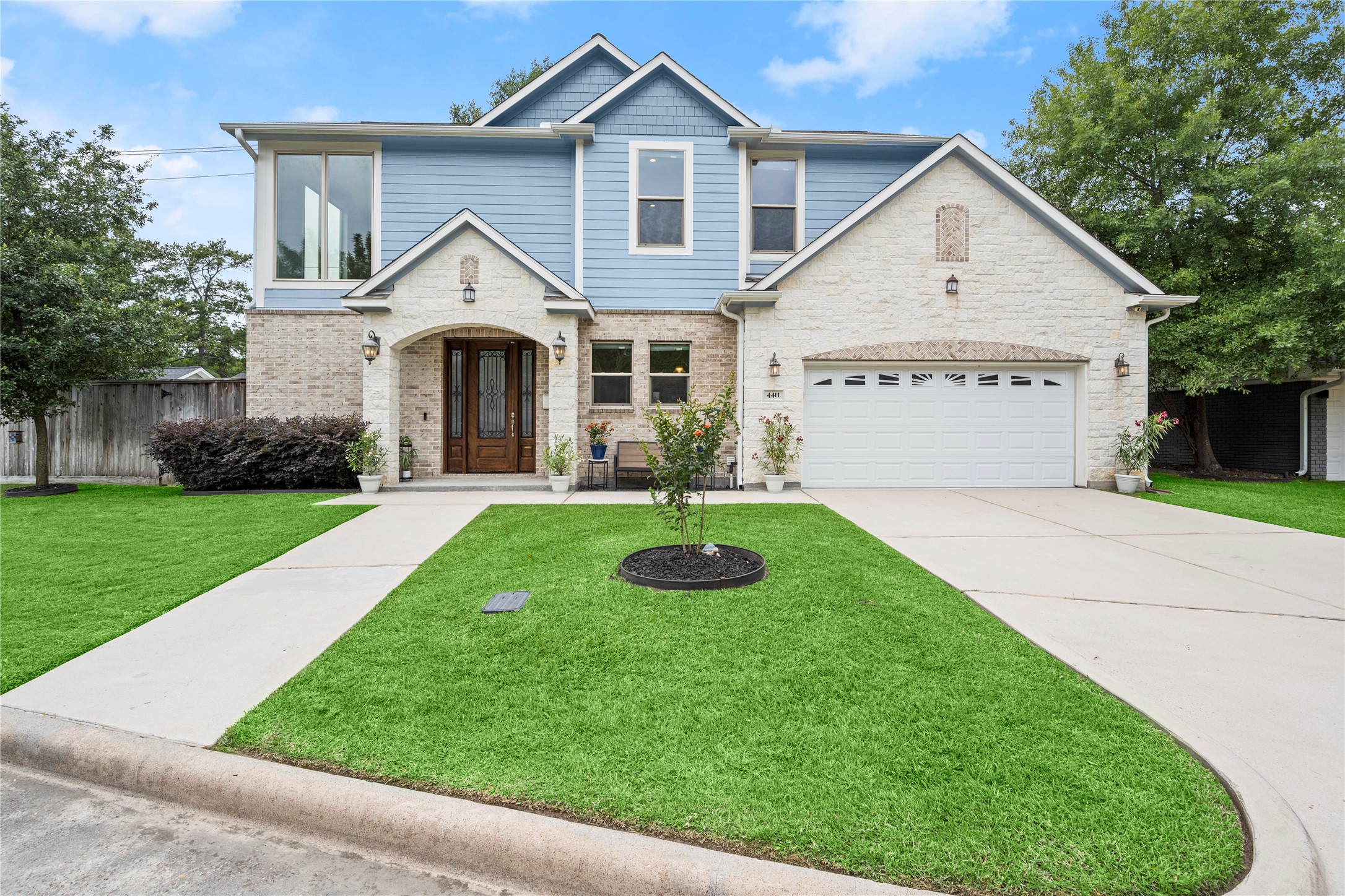 4411 Rosslyn Road Houston TX 77018