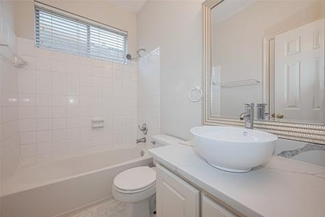 10210 Squirehill Court Houston TX 77070