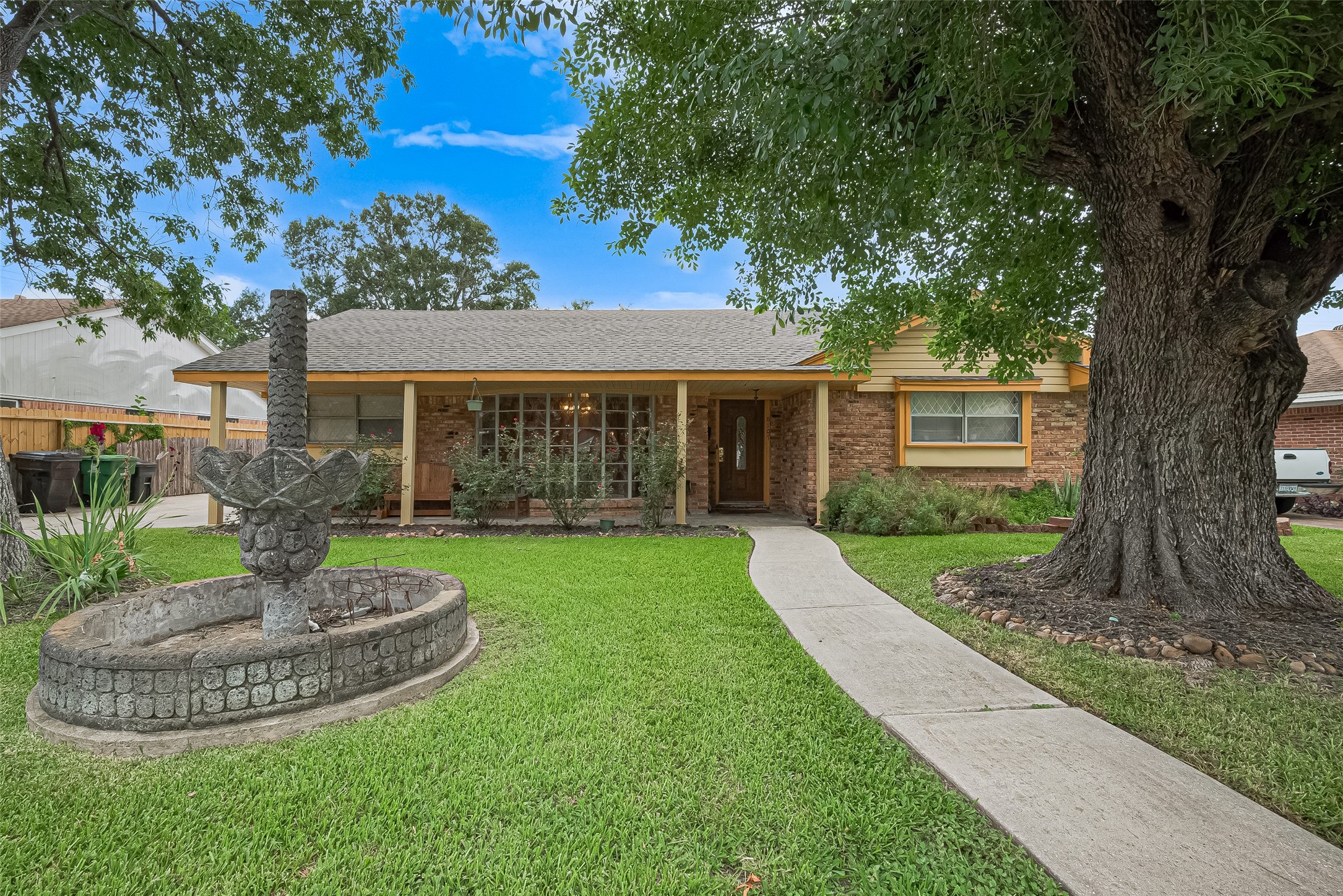 8107 Dillon Street Houston TX 77061