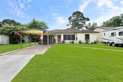 1001 San Felipe Street Angleton TX 77515
