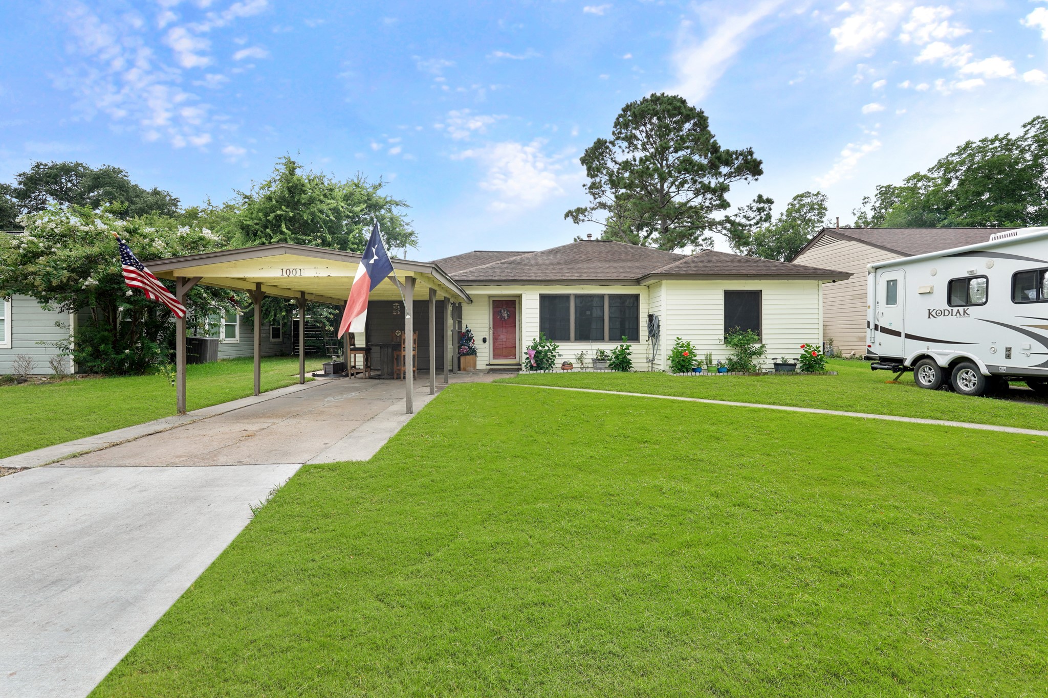 1001 San Felipe Street Angleton TX 77515