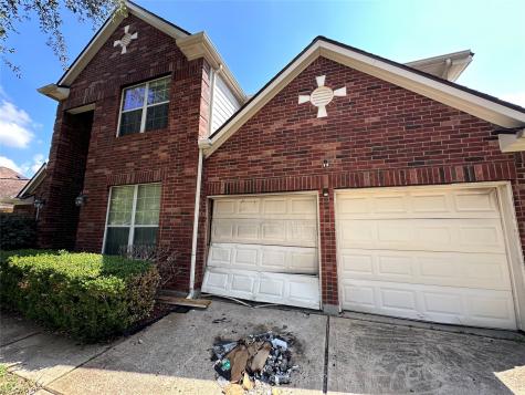 10003 Dawn Brook Drive Pearland TX 77584