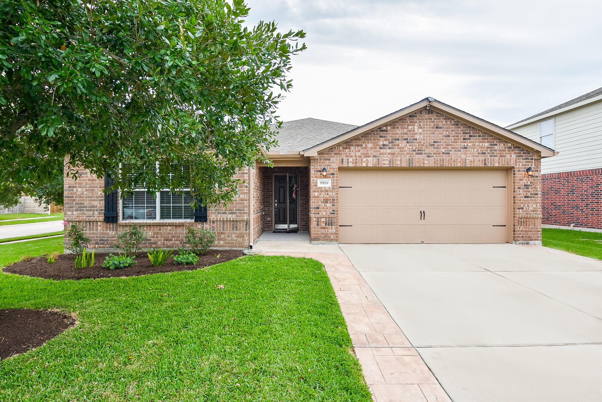 9519 Peridot Green Drive Rosharon TX 77583