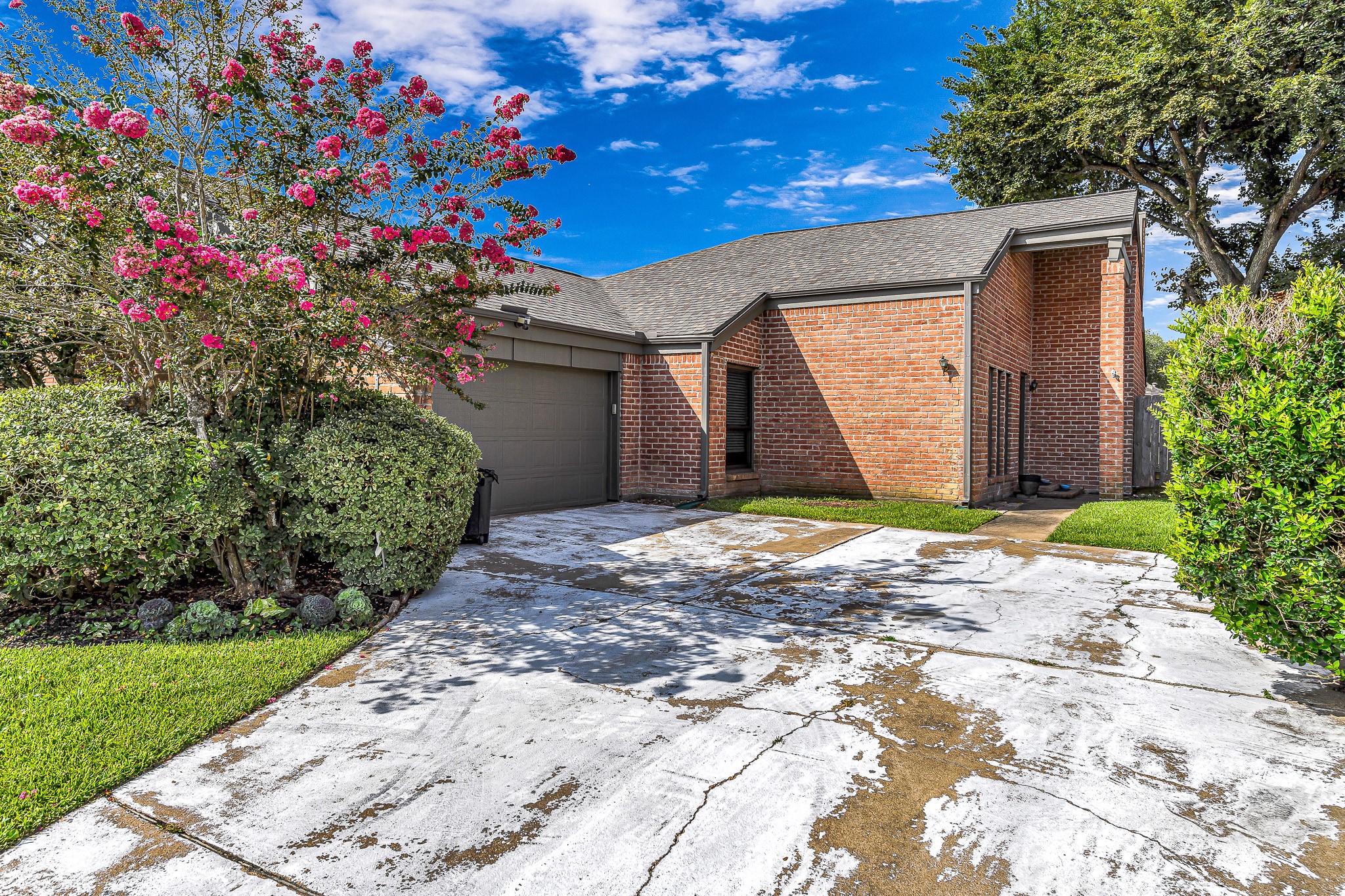 126 Queens Court Stafford TX 77477