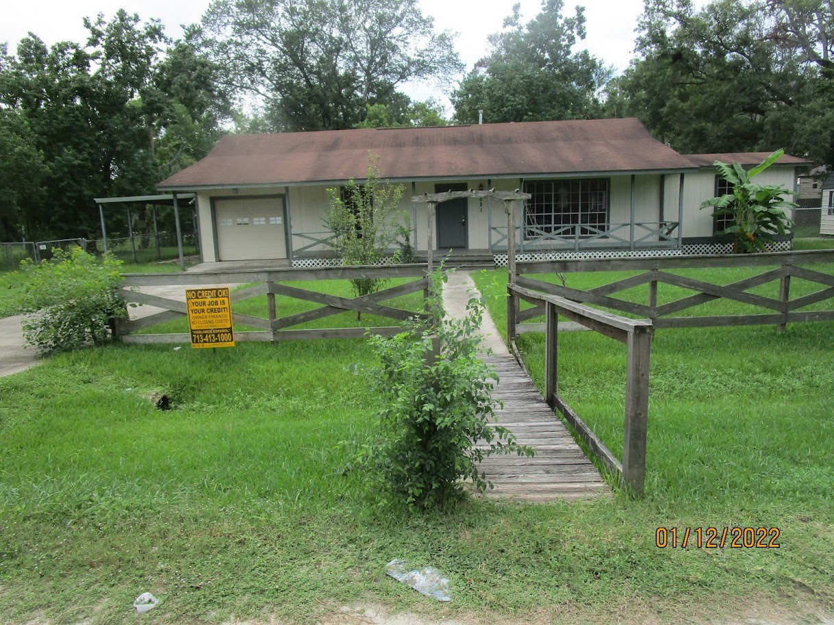 221 Tall Cedar Drive Crosby TX 77532