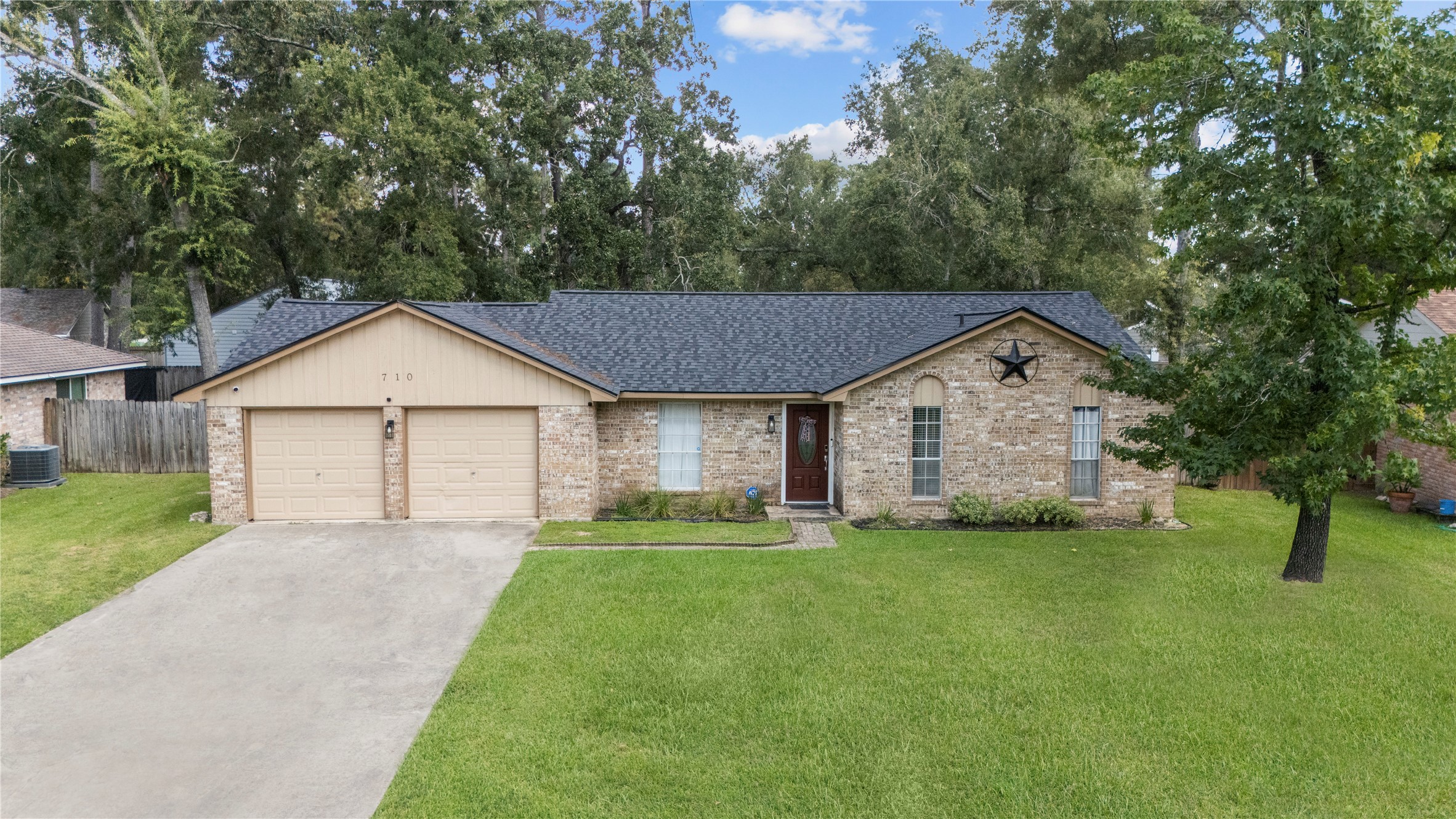 710 Equinox Street Crosby TX 77532