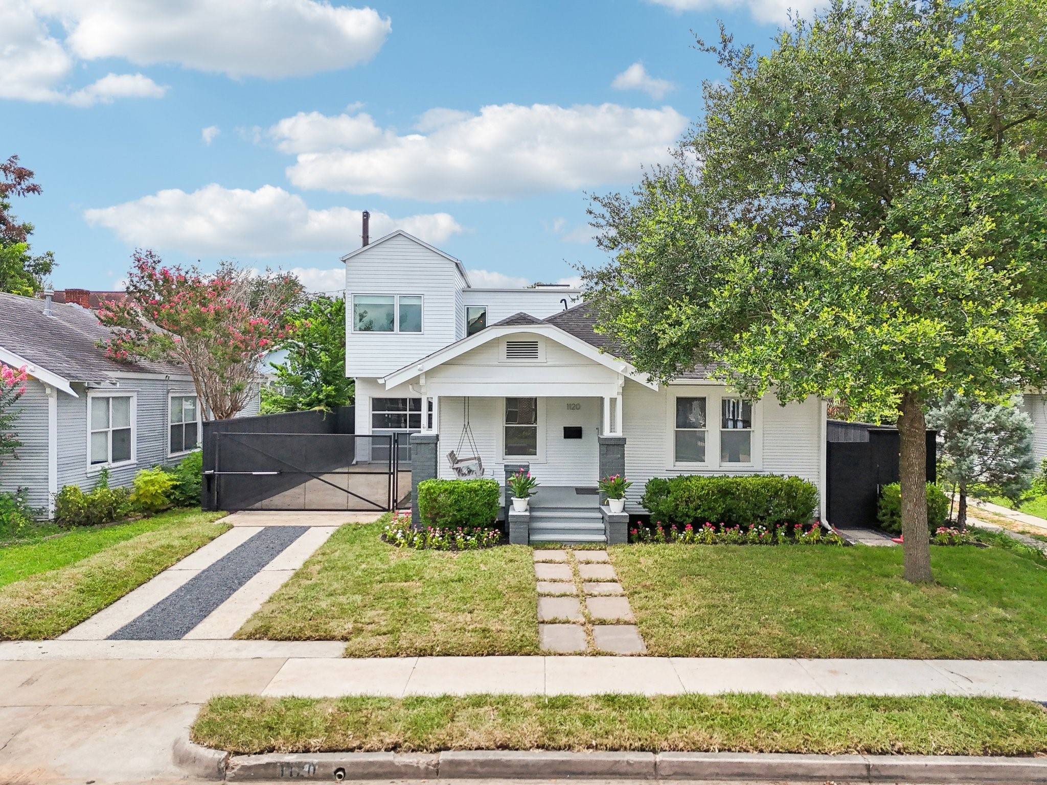 1120 Highland Street Houston TX 77009