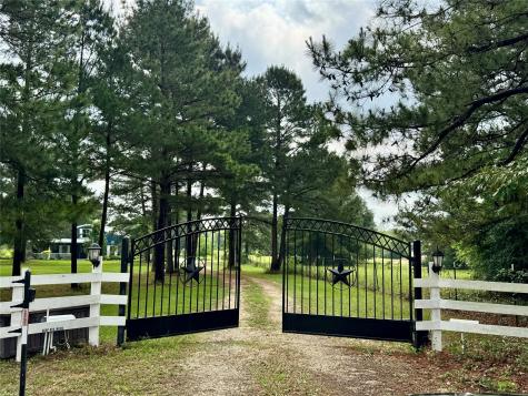 25460 W Fm 1097 Road Montgomery TX 77356