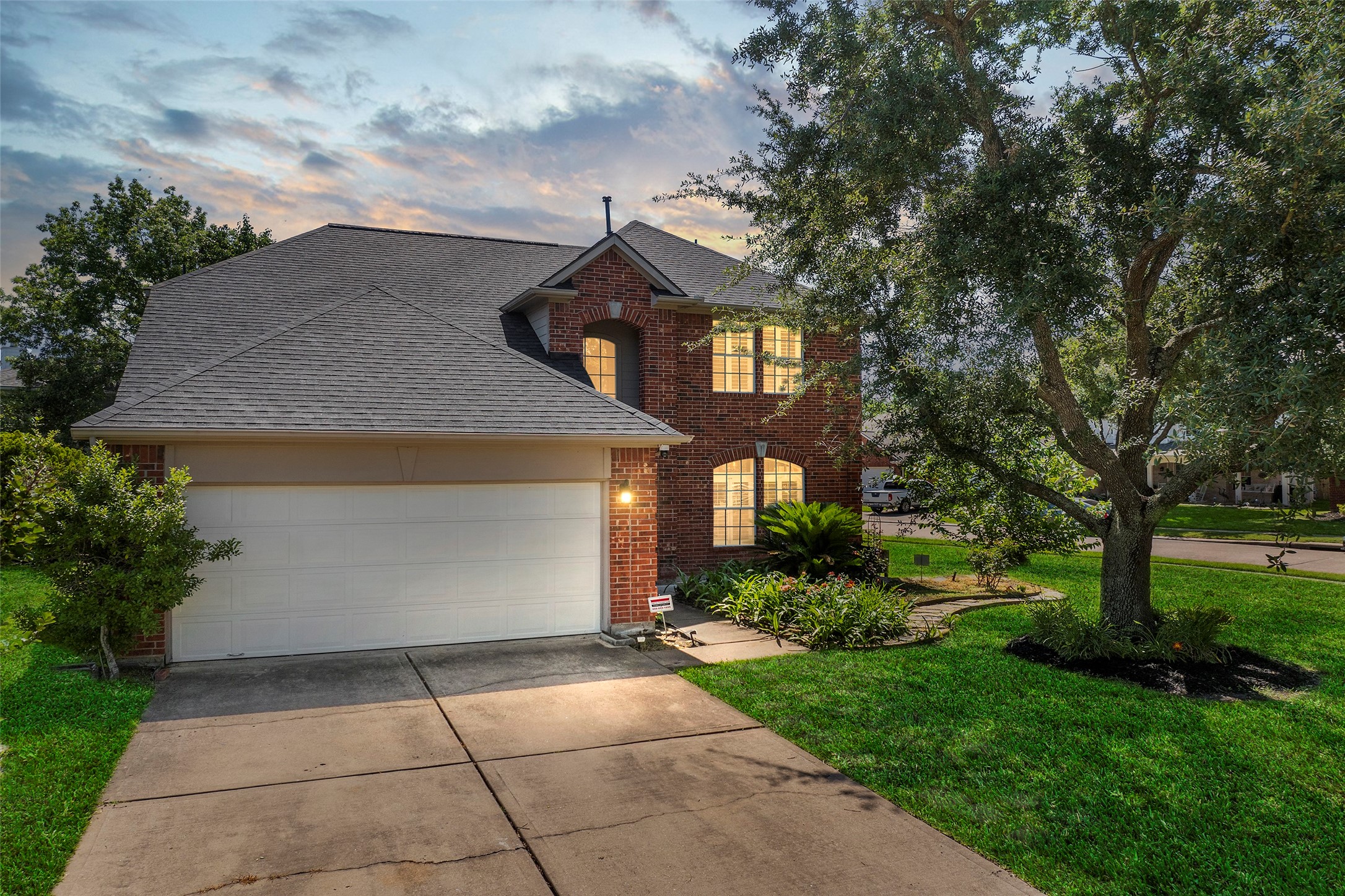 8910 Starlamp Lane Houston TX 77095