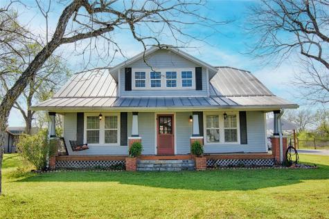 800 S Main Street Hallettsville TX 77964