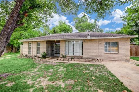 311 Casa Grande Drive Houston TX 77060