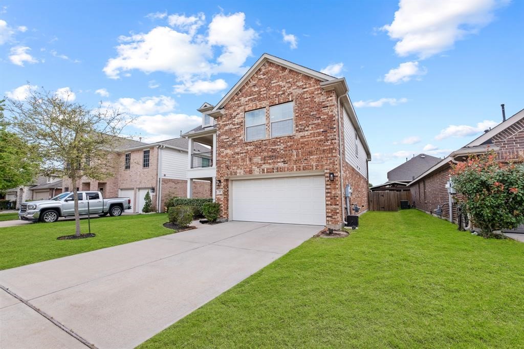 211 Morgan Isle Lane Dickinson TX 77539
