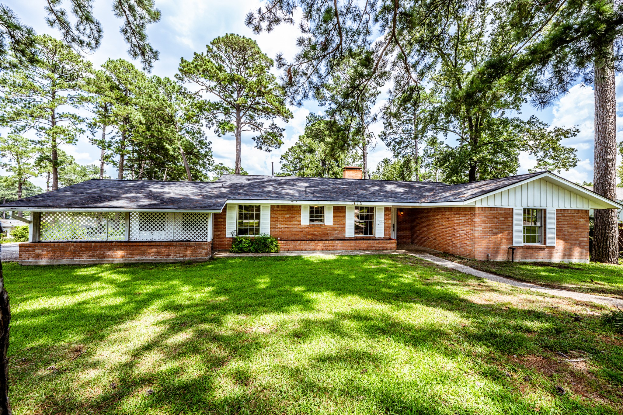 2323 Robinson Way Huntsville TX 77340