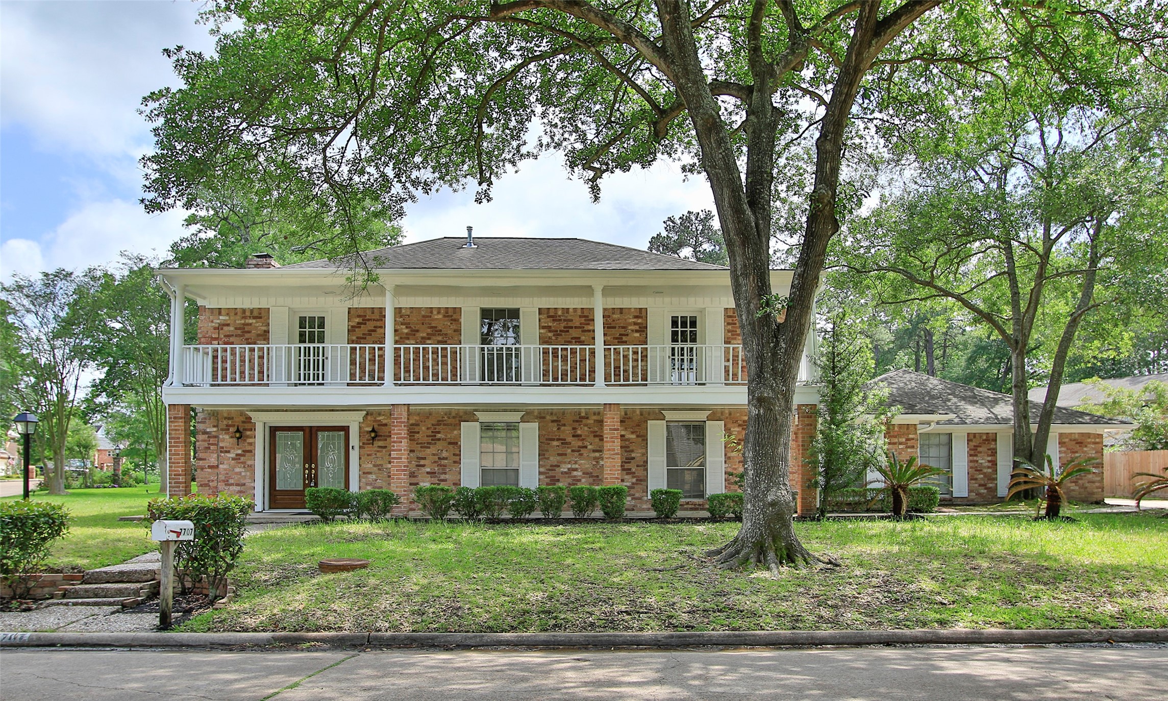 7707 Theisswood Road Spring TX 77379