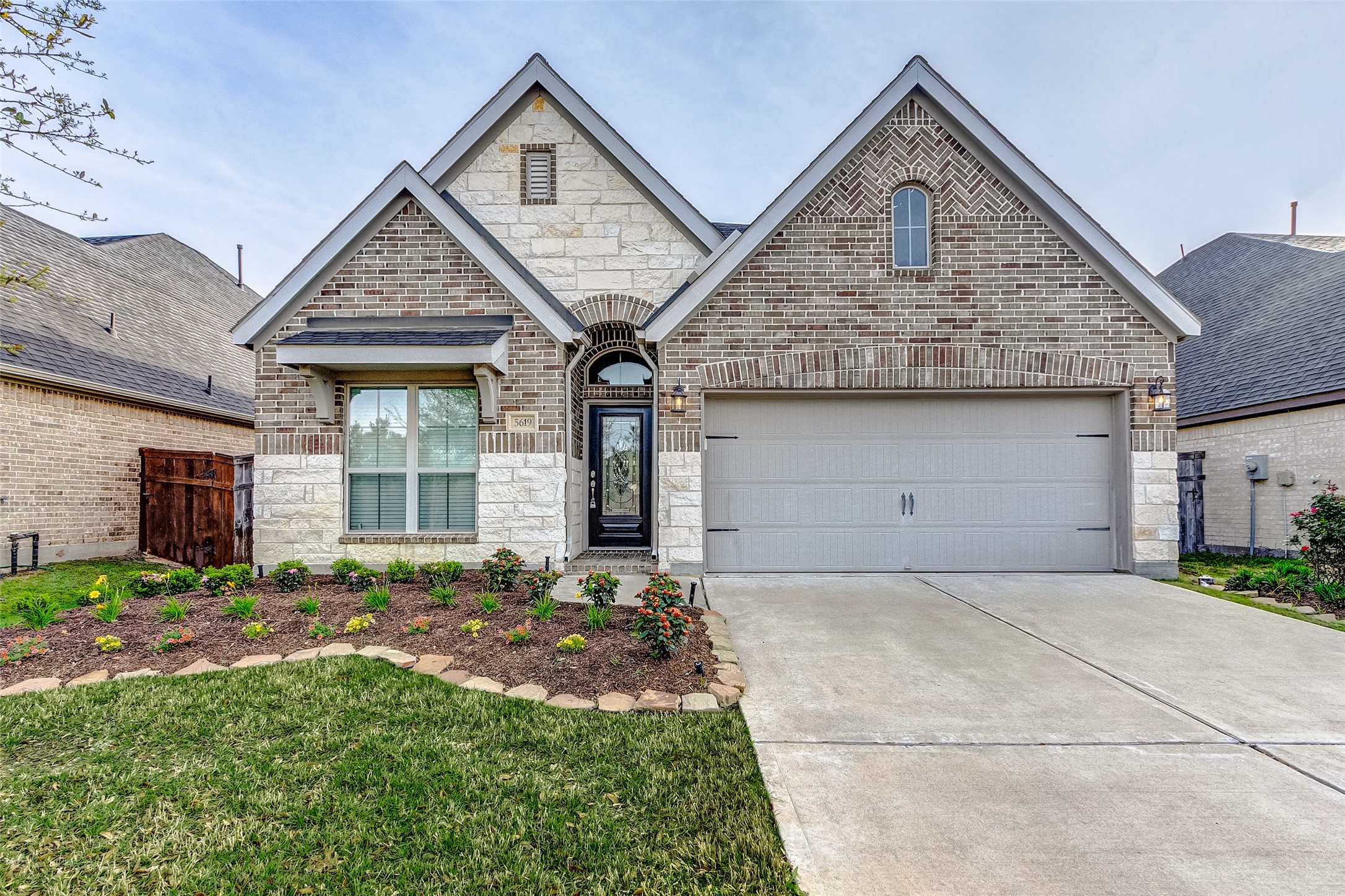 5619 Alexan Crest Drive Fulshear TX 77441