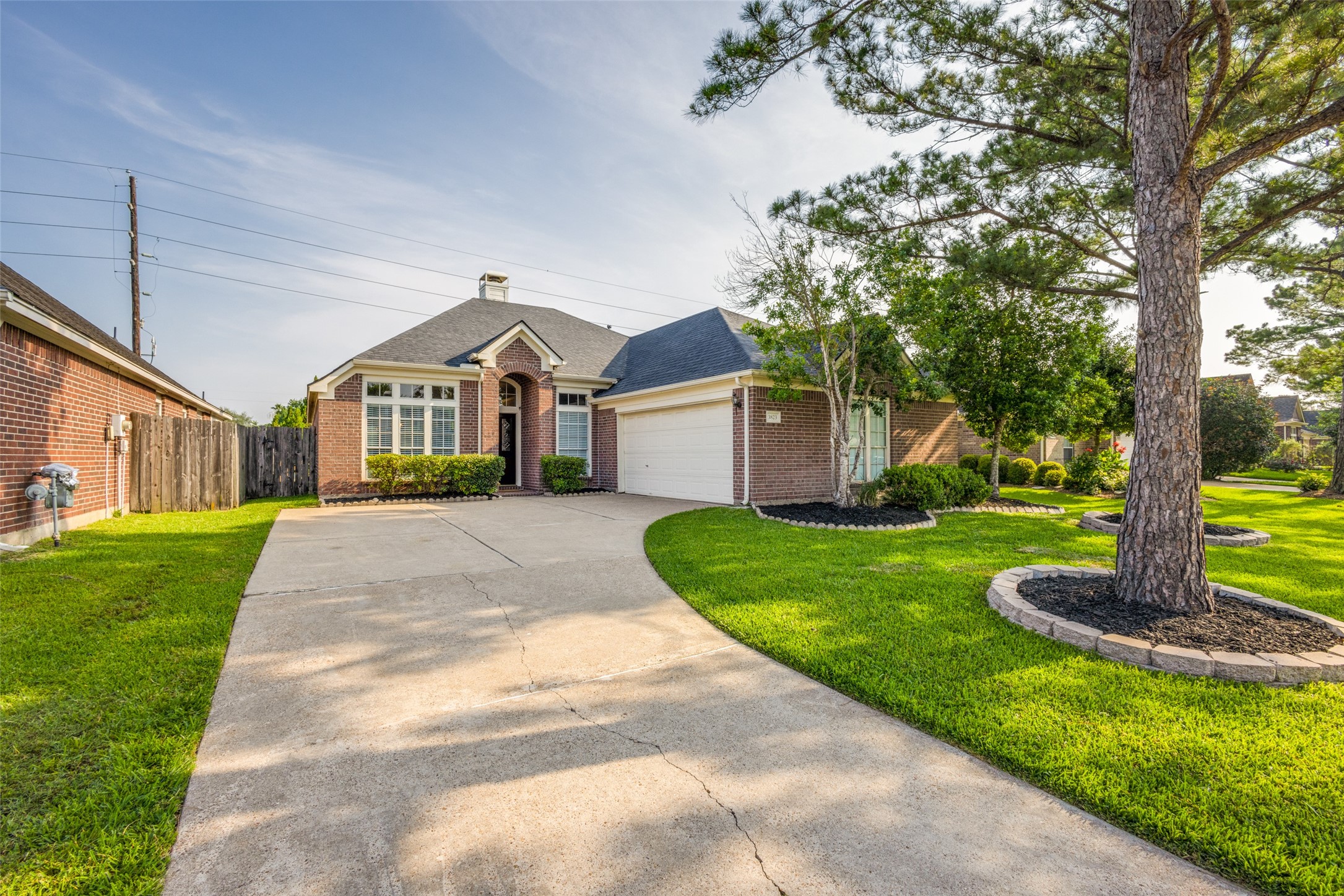 3823 Summerfield Drive Pearland TX 77584