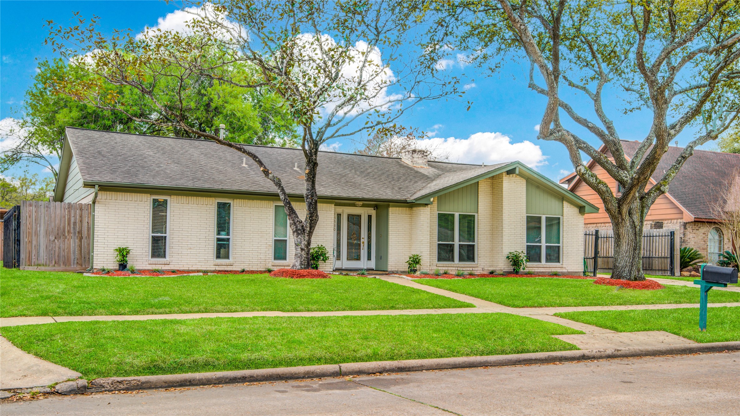 15530 Seahorse Drive Houston TX 77062