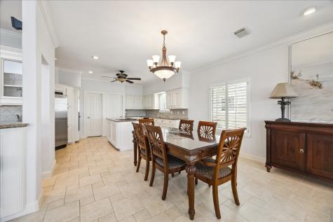 1554 Windsong Way Tiki Island TX 77554
