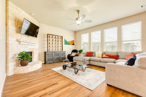 299 Clearwood Drive League City TX 77573