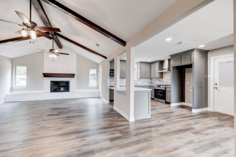 1201 N Campbell Street Willis TX 77378