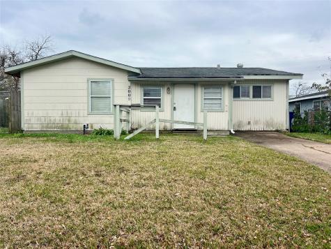 3009 Rust Avenue Texas City TX 77590