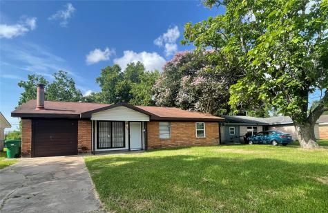 300 Robbie Street La Marque TX 77568