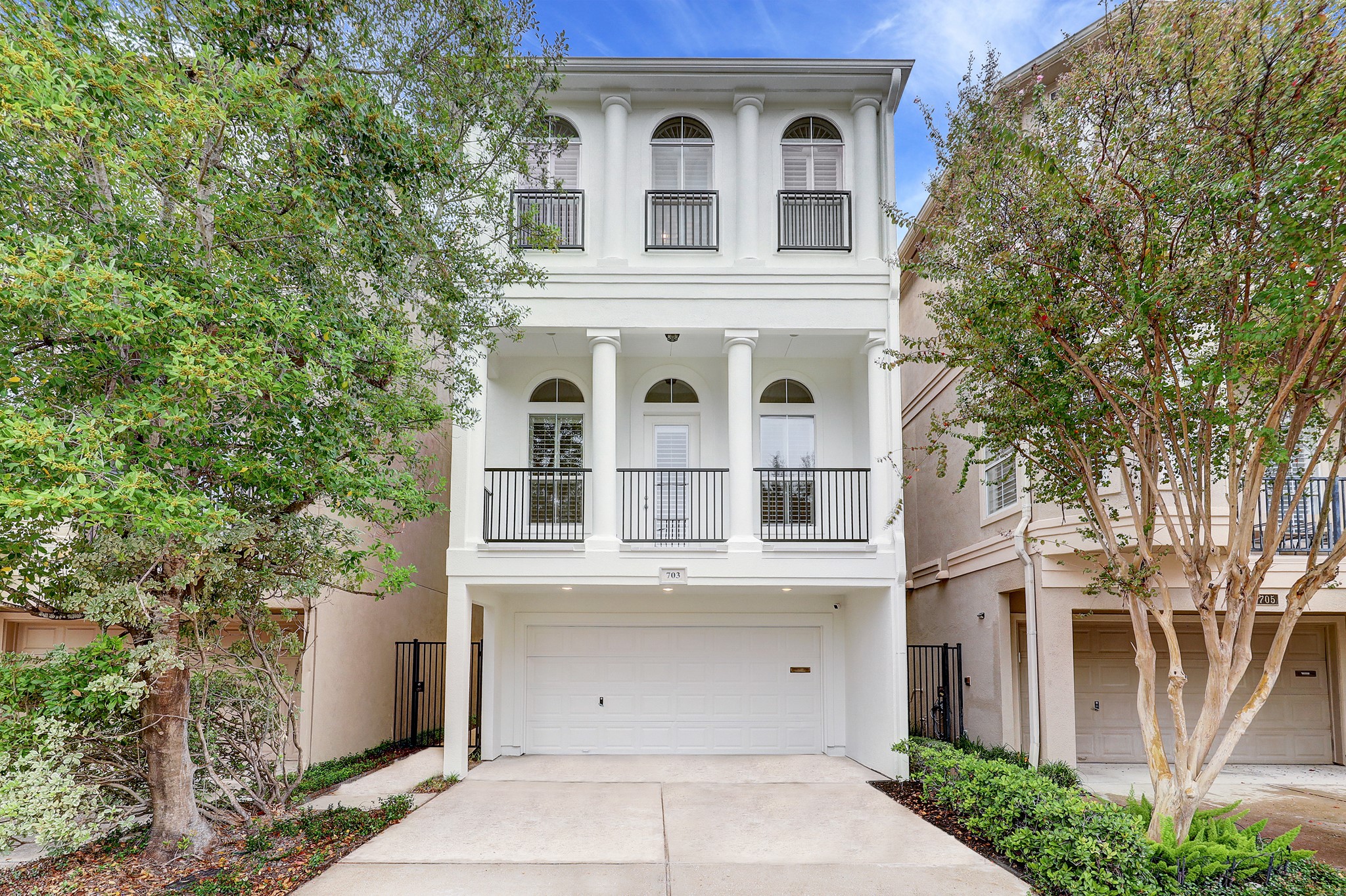 703 Knox Street Houston TX 77007