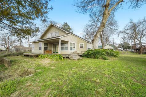 156 County Road 243 Bay City TX 77414