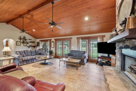 25202 Highway 105 Sour Lake TX 77659