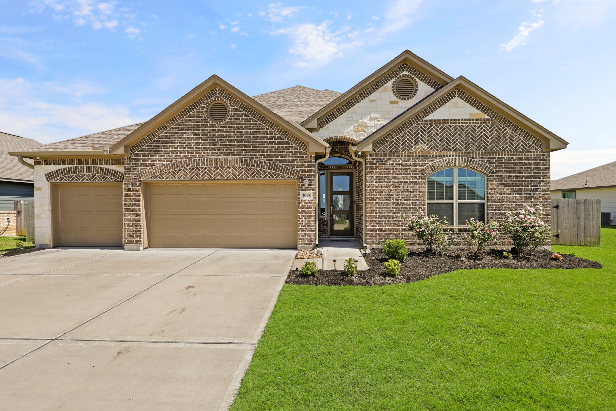 1015 Bernard Meadows Drive East Bernard TX 77435