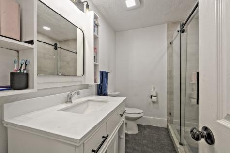 826 Rosewick Street Houston TX 77015