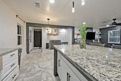 826 Rosewick Street Houston TX 77015