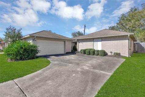 2534 Tall Ships Drive Friendswood TX 77546