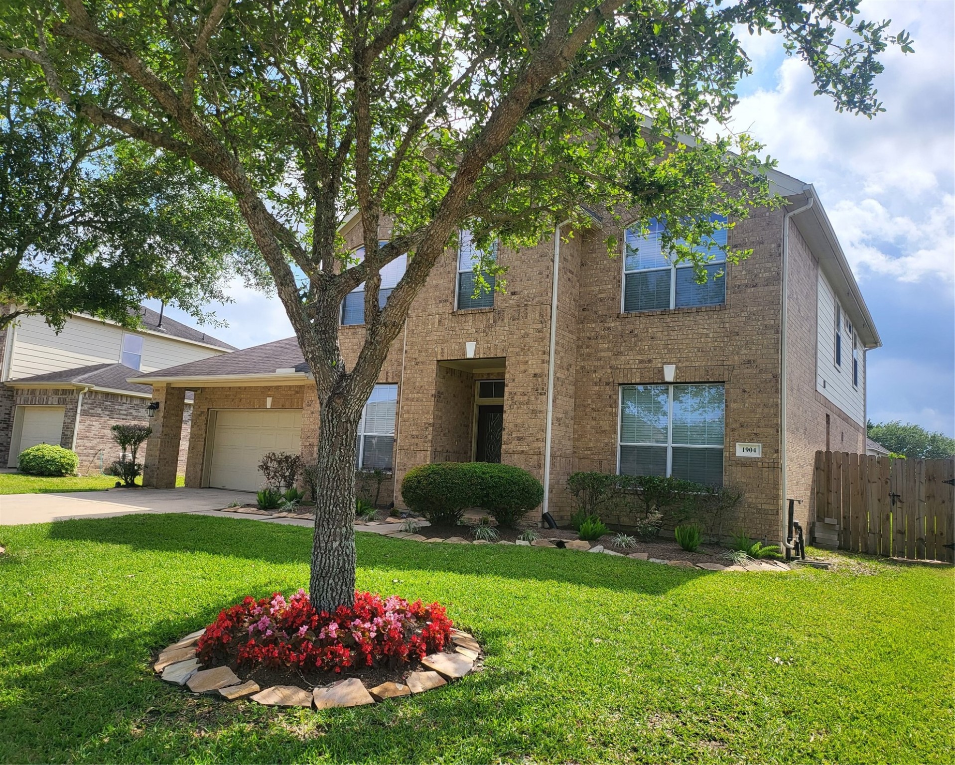1904 Brinton Spring Lane Pearland TX 77581