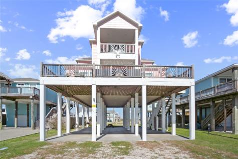 962 Meynig Drive Crystal Beach TX 77650