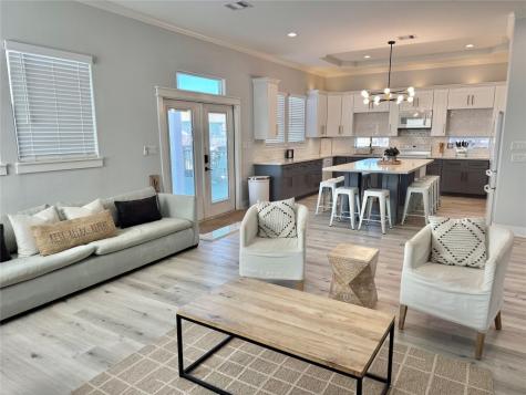 962 Meynig Drive Crystal Beach TX 77650