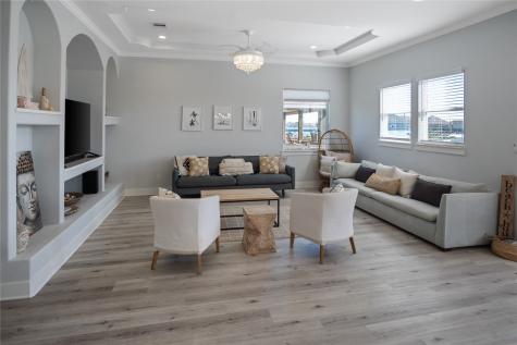 962 Meynig Drive Crystal Beach TX 77650