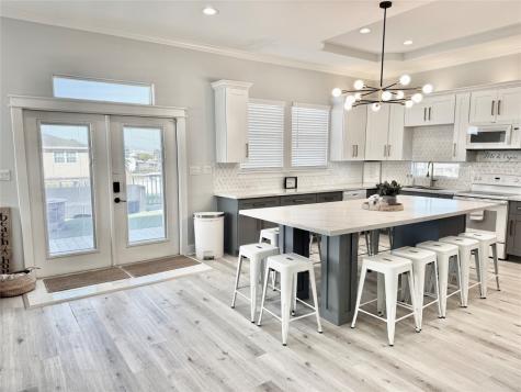 962 Meynig Drive Crystal Beach TX 77650