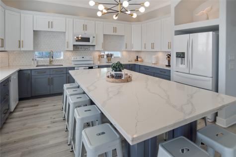 962 Meynig Drive Crystal Beach TX 77650