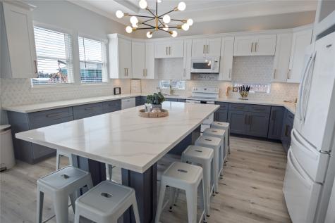 962 Meynig Drive Crystal Beach TX 77650