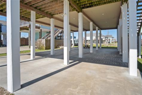 962 Meynig Drive Crystal Beach TX 77650