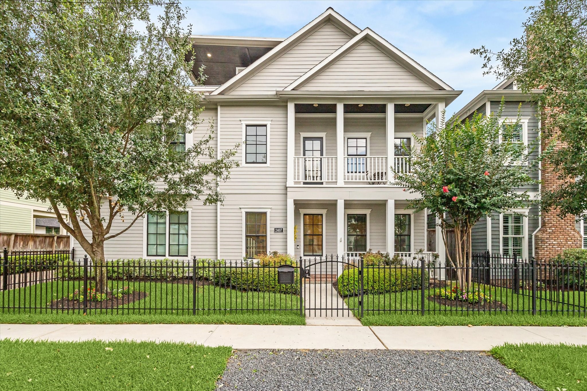 2407 Arlington Street Houston TX 77008