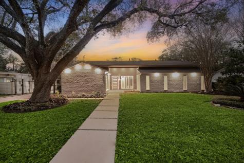 5230 Loch Lomond Drive Houston TX 77096